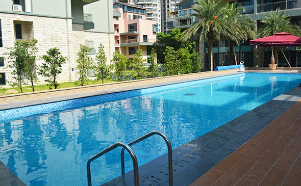 珠海万威森林园私家别墅拆装式游泳池工程