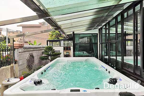 10米的私人别墅室外泳池造价